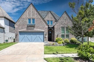 Building Photo - 1117 Skyflower Ln