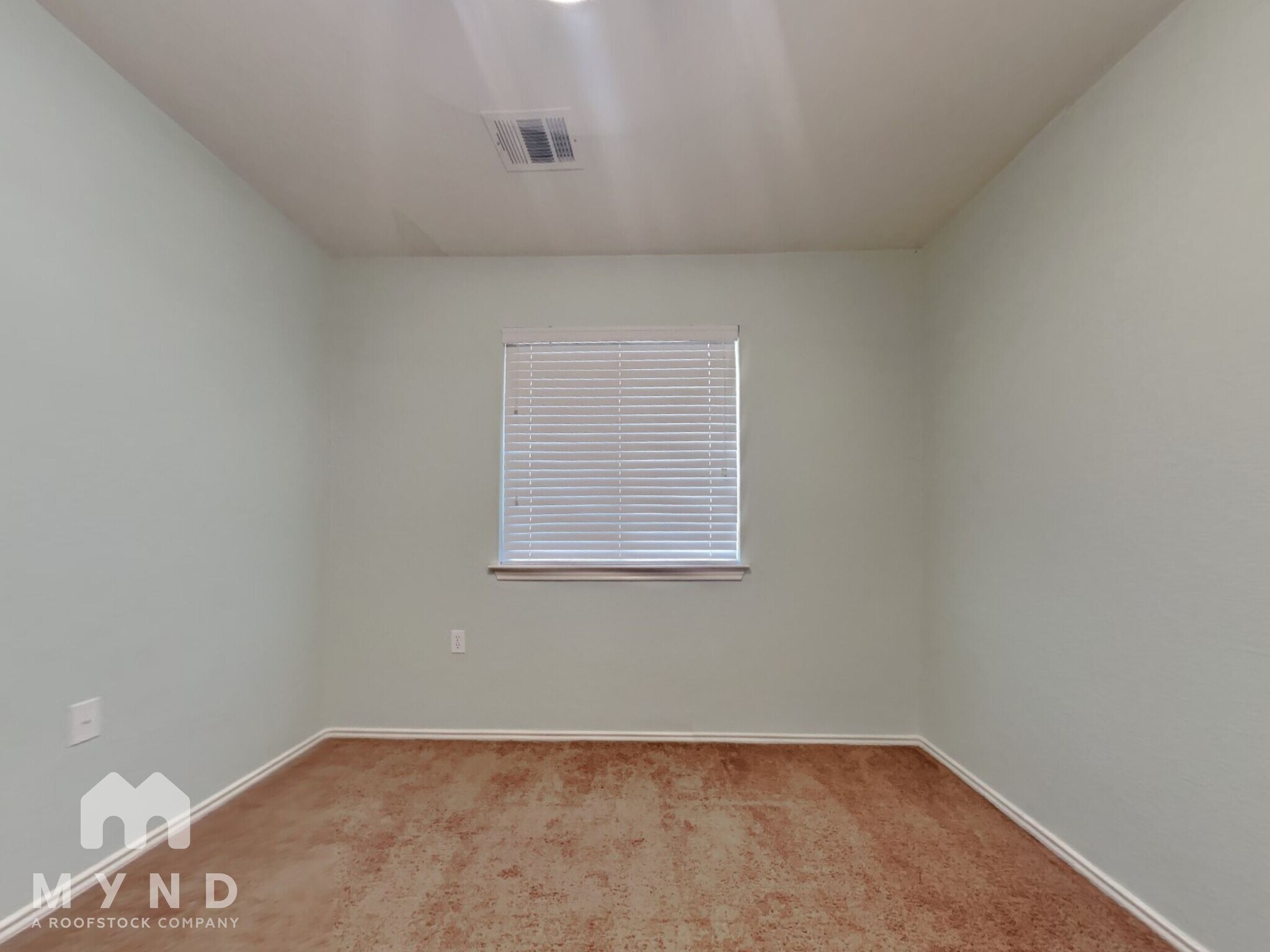 Building Photo - 18624 Great Falls Dr