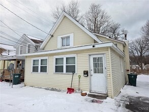 Building Photo - 113 W Seneca St