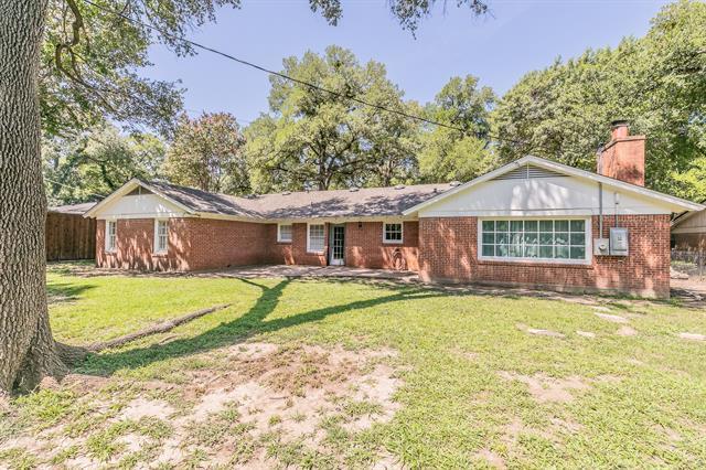Building Photo - 3215 Spanish Oak Dr