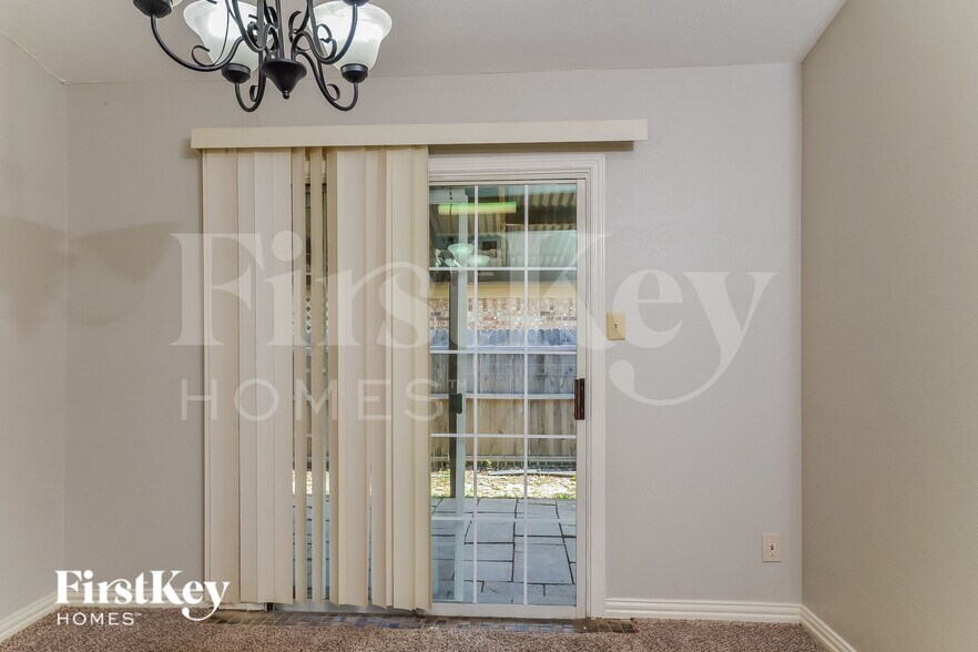 Building Photo - 7116 Wayfarer Trail