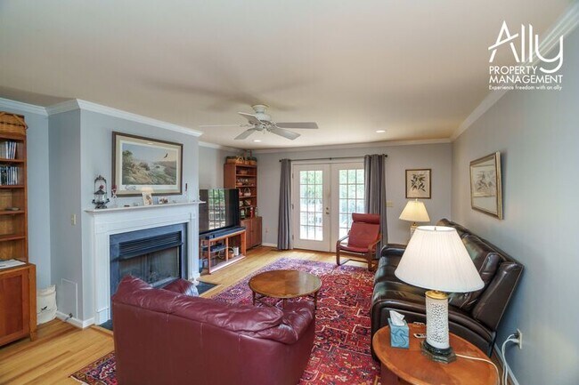 Building Photo - 2733 Southern Hills Ct