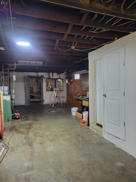 Building Photo - 2258 Northmont Blvd
