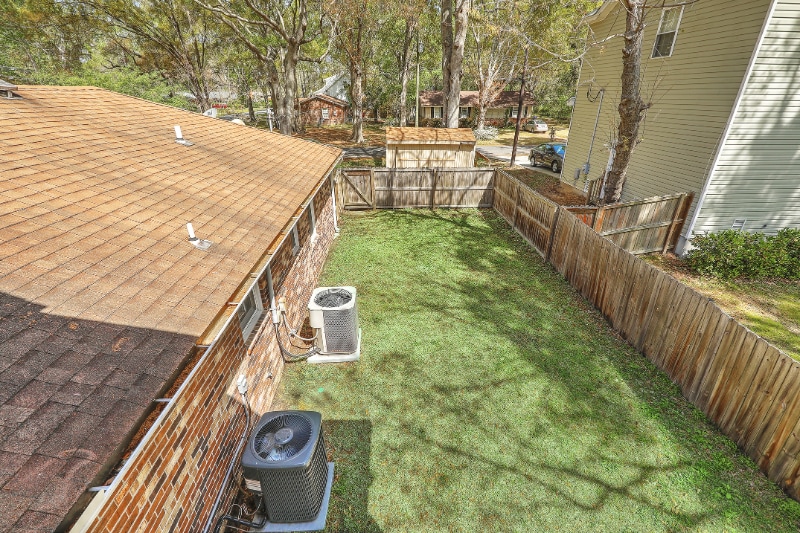 Building Photo - 1152 Bradford Ave