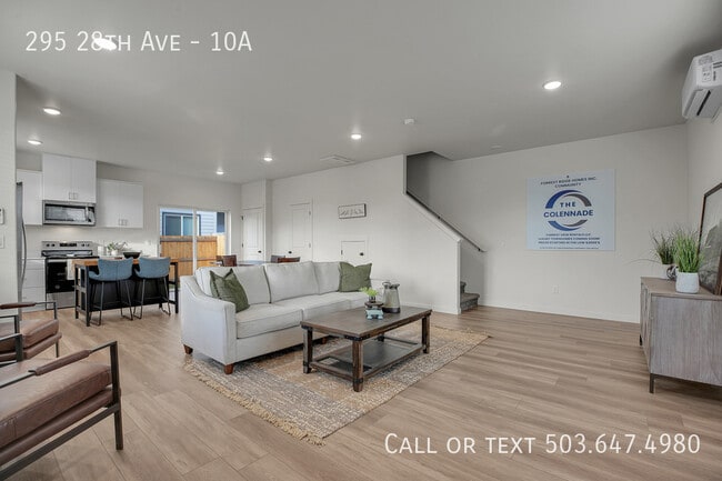 Building Photo - 295 SE 28th Ave