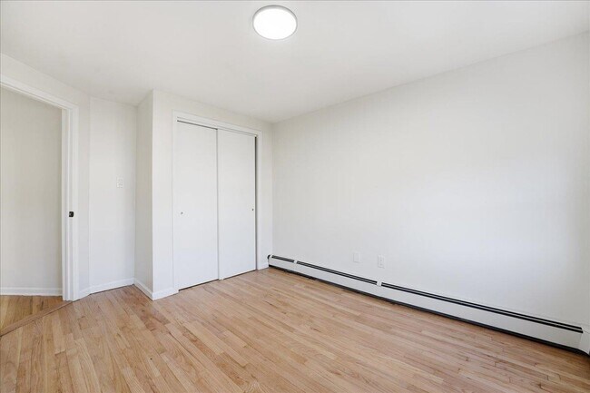 Building Photo - 212 Seaview Ave