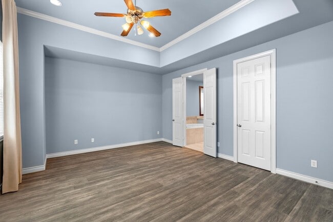 Building Photo - 2820 Sherwin St