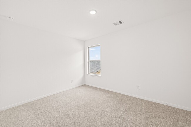 Building Photo - 7327 Blue Gentiana Ln