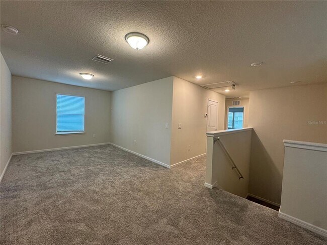 Building Photo - 2102 Charming Ave