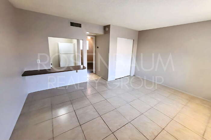 Building Photo - 9230 N 6th St