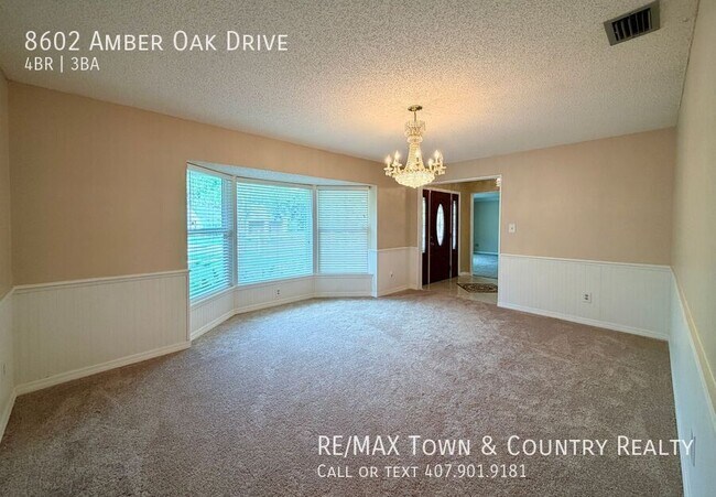 Building Photo - 8602 Amber Oak Dr