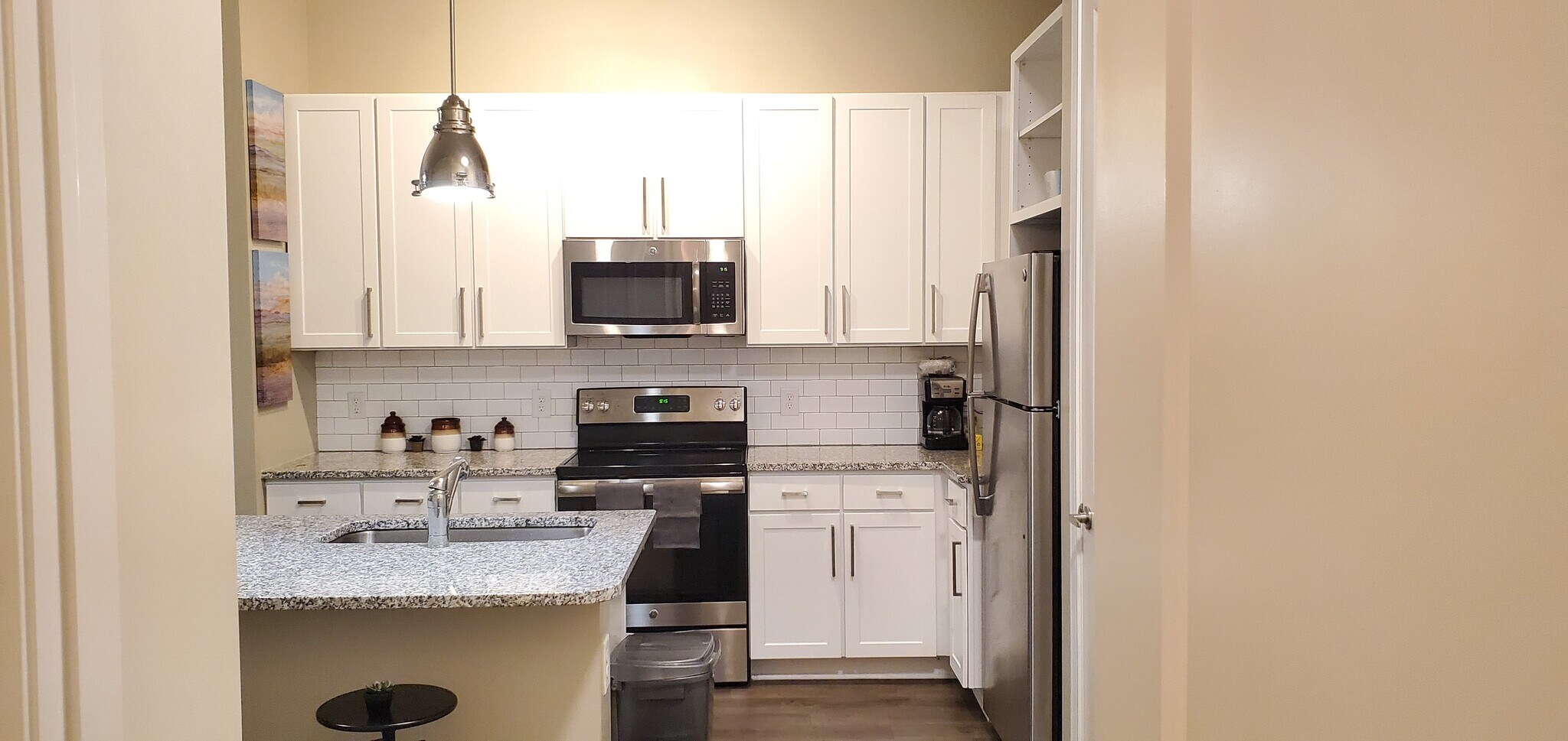 Building Photo - 330 Ardmore Circle NW