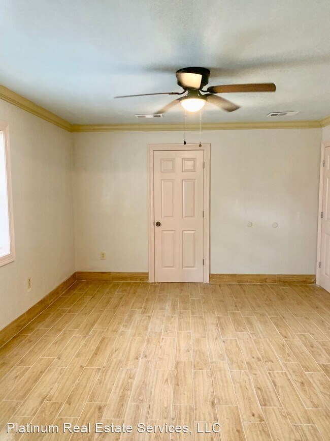 Building Photo - 3 br, 2 bath House - 5255 Astoria Dr.