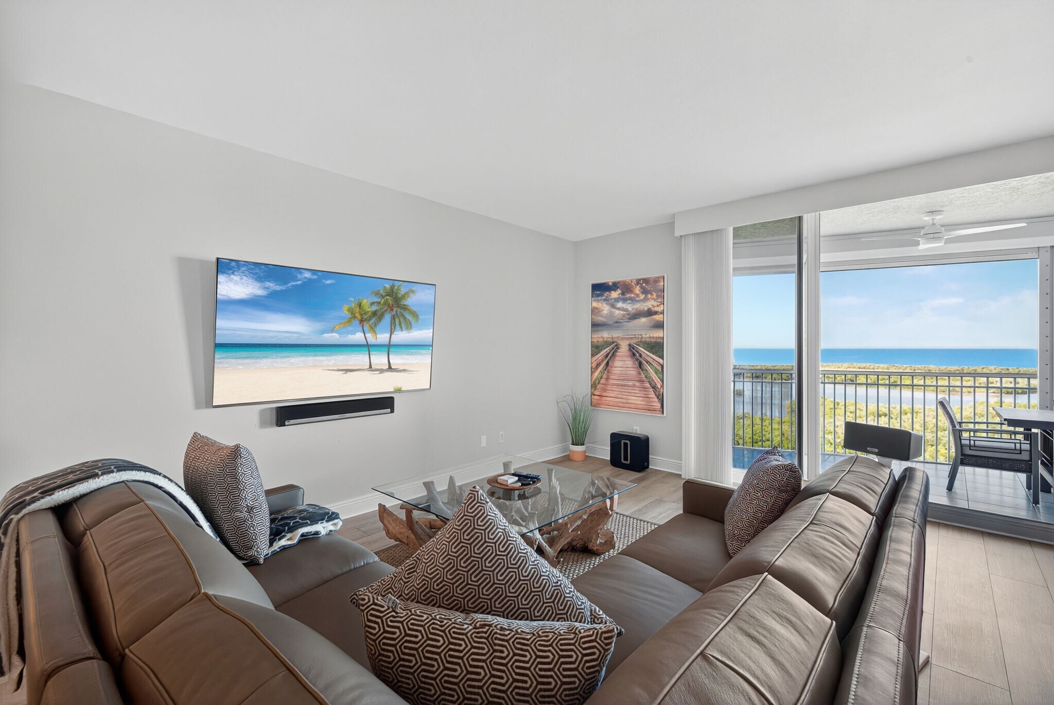 Building Photo - 1001 Arbor Lake Dr