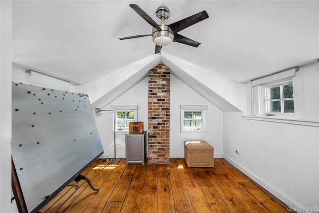 Building Photo - 197 US-9W