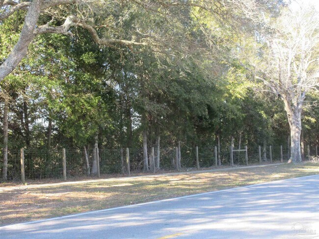 Building Photo - 4300 Santa Villa Dr