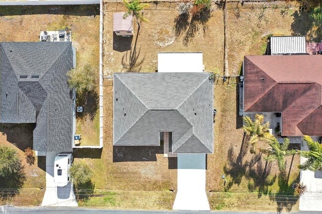 Building Photo - 316 Colony Ct