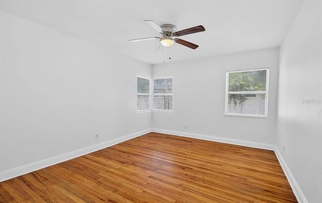 Building Photo - 5517 Gulfport Blvd S