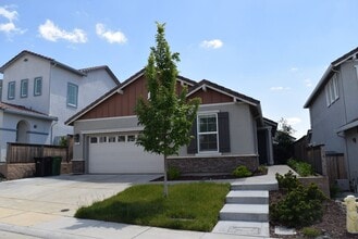 Building Photo - 2703 Coronado Ln