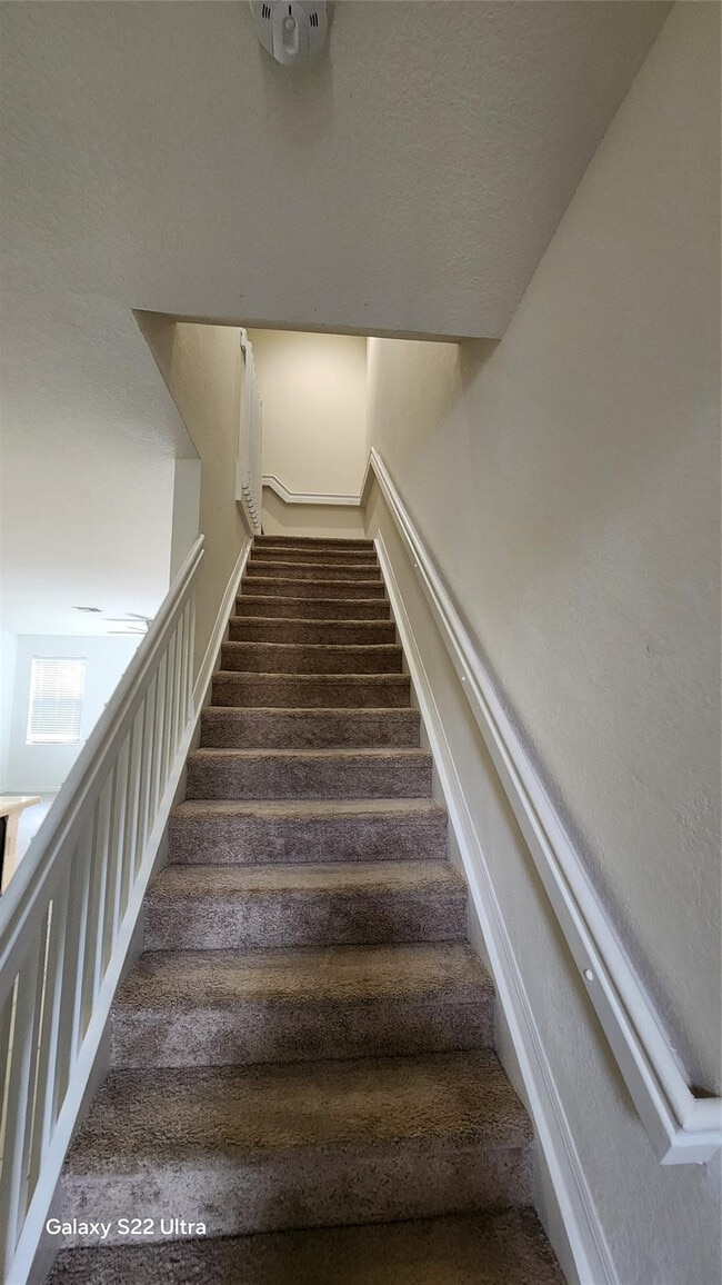 Building Photo - 3364 NW 10th Ave