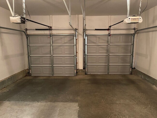 Building Photo - 4257 Falcon Creek Dr