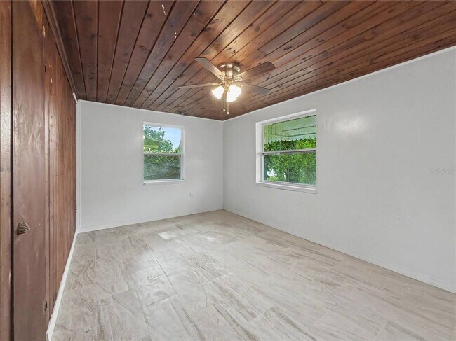 Building Photo - 2848 Harwood St