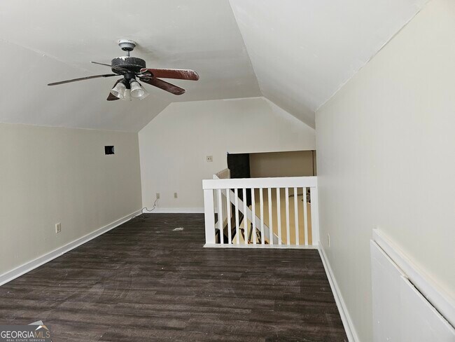 Building Photo - 306 Steppingstone Ct