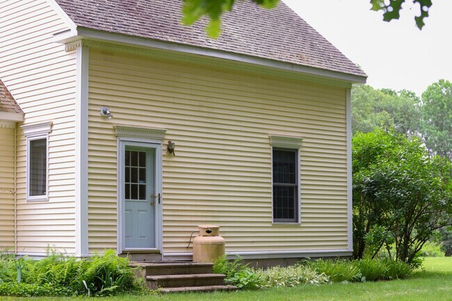 Building Photo - 288 Goldthwaite Rd