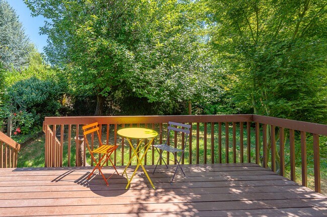 Building Photo - Charming Sabin Craftsman with Fenced Yard, Deck, and More!