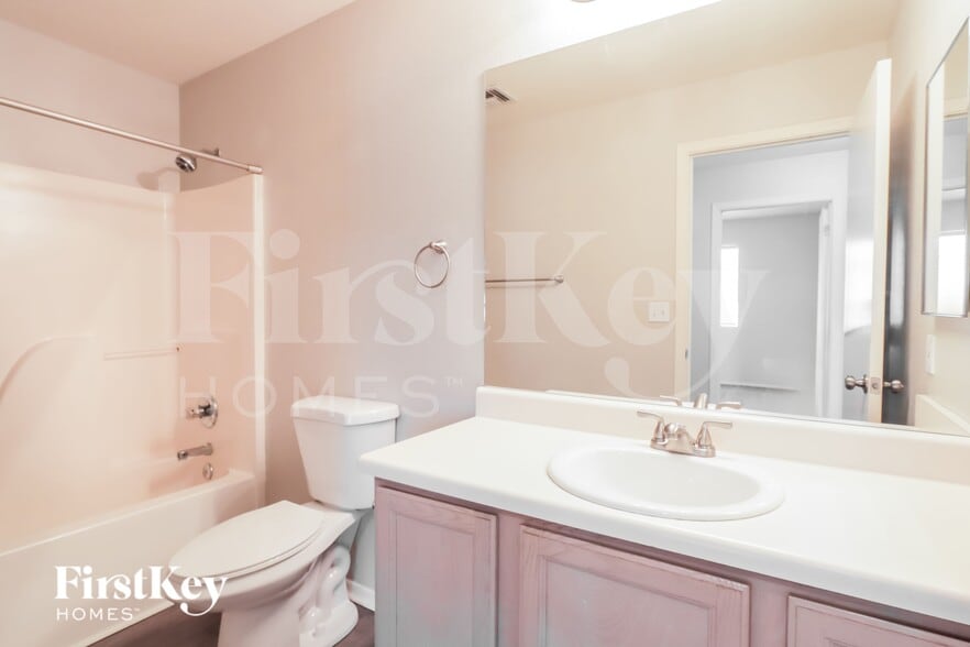 Building Photo - 3392 W Vía Campana De Oro