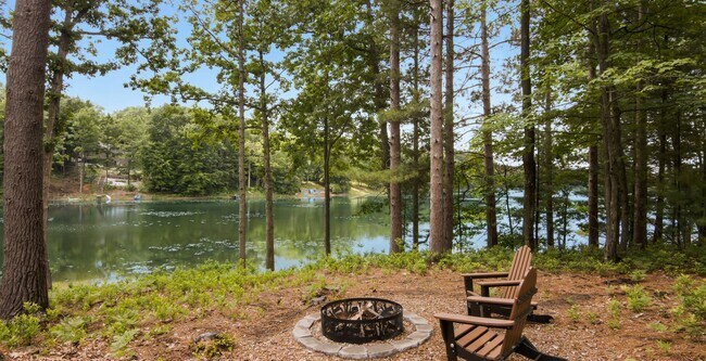 Building Photo - Tranquil Waters - Furnished Monthly Rental