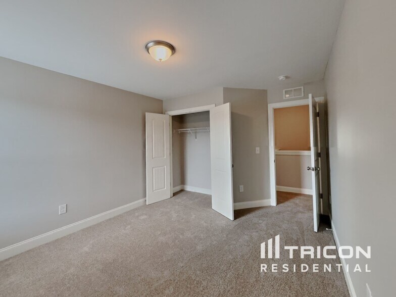Building Photo - 38 Balsam Fir Pl