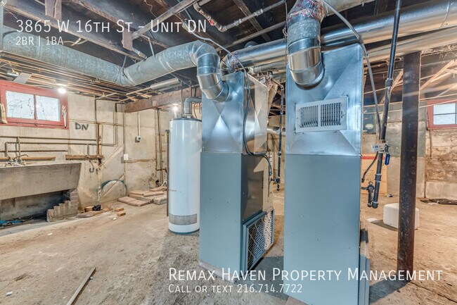 Building Photo - 3865 W 16th St