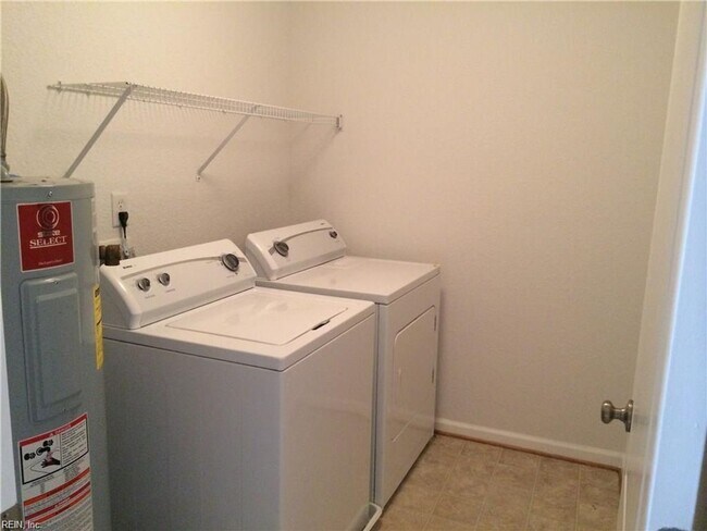 Building Photo - 604 Teton Cir