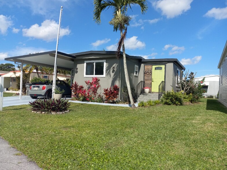 Primary Photo - 4163 74th St N