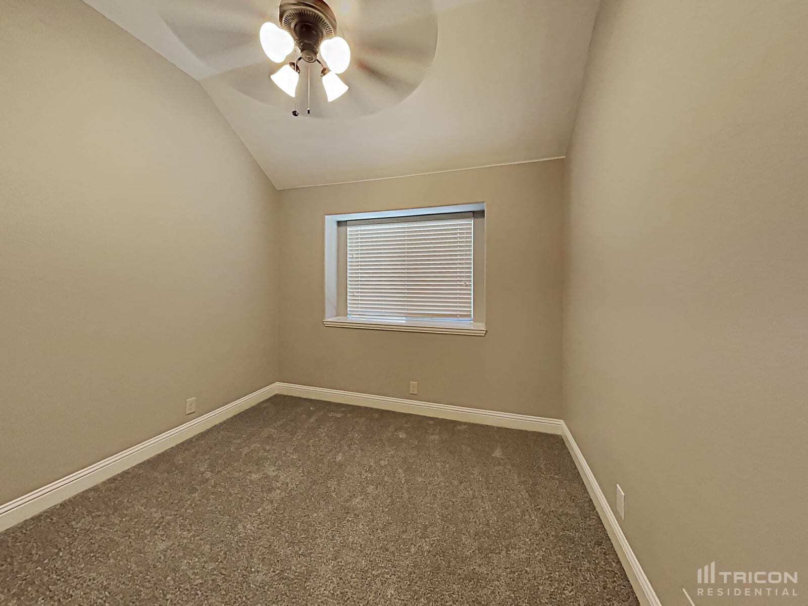 Building Photo - 1125 Ponderosa Drive