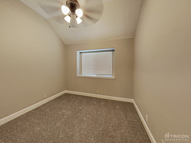 Building Photo - 1125 Ponderosa Drive