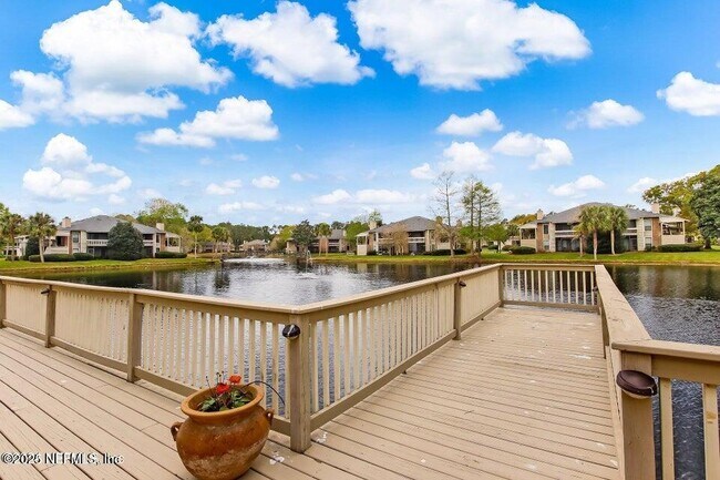 Building Photo - 10200 Belle Rive Blvd