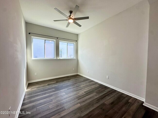 Building Photo - 453 Windley Dr