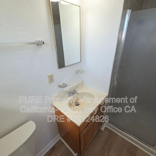 Building Photo - 1520 Joan Dr