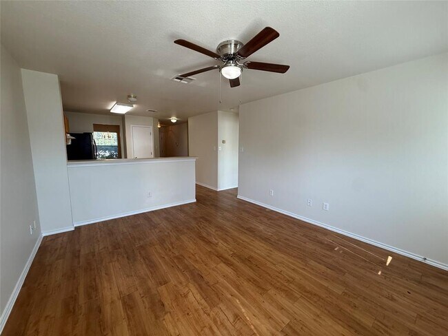 Building Photo - 241 Carriage Way