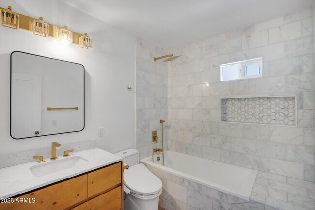 Building Photo - 4028 E Edgemont Ave