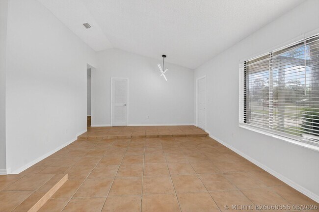 Building Photo - 4135 Bay Laurel Way