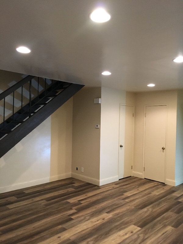 Building Photo - 509 E Park Ave