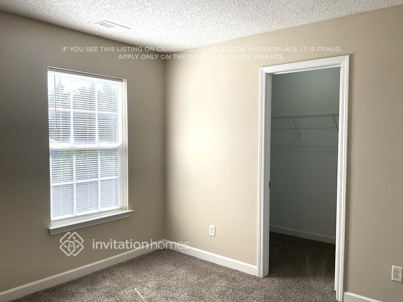 Building Photo - 2307 Jacobs Ct