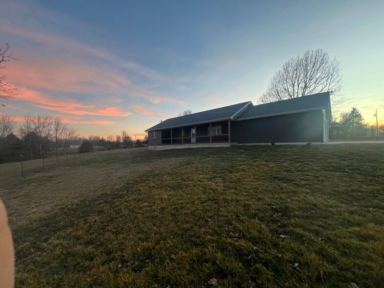 Building Photo - 3807 New Hope Rd