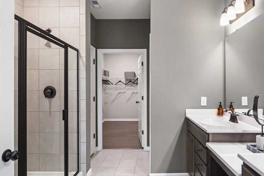 Building Photo - 4897 Osprey Pointe Dr