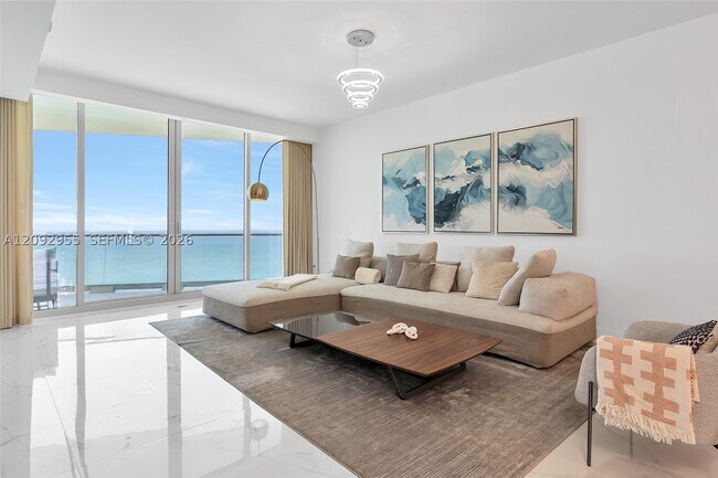 Building Photo - 16901 Collins Ave