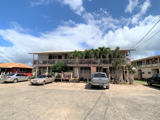 Primary Photo - Waimea Apartment For Rent