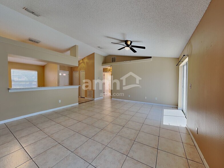 Building Photo - 11901 Windflower Ct